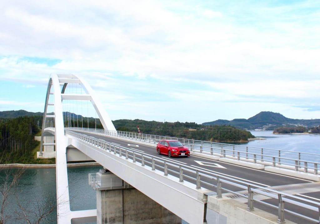 2019年4月に開通、気仙沼大島大橋で島旅気分