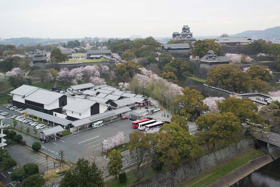 タイムスリップした気分。歴史を学び、地元グルメに舌鼓