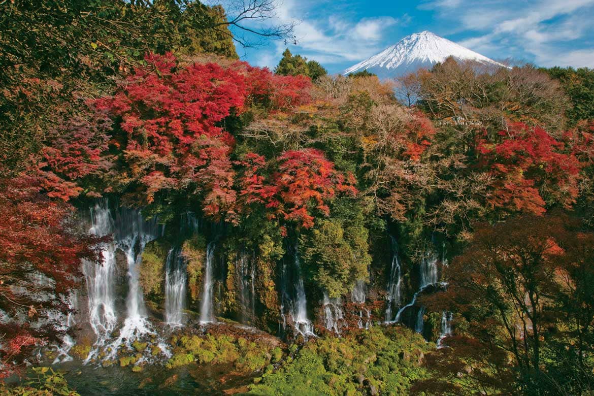 天下の名瀑「白糸の滝」