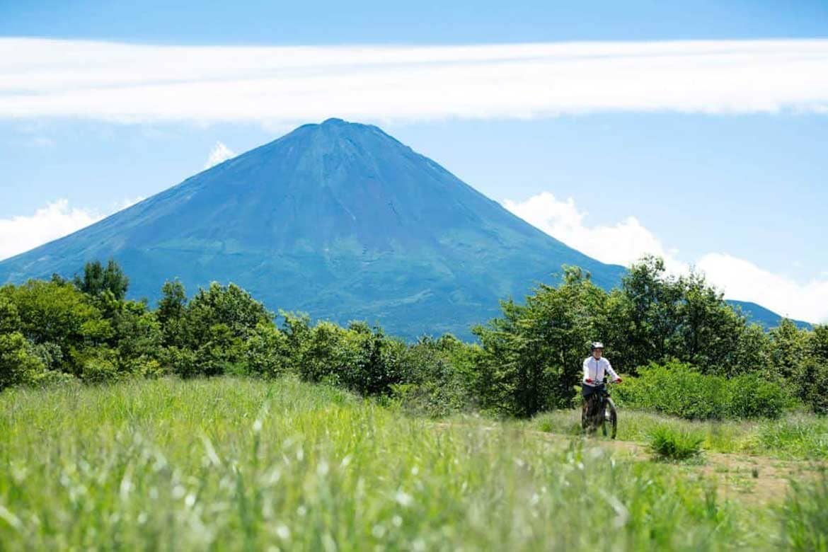 富士山を眺め、森でリフレッシュ！3密のないグランピングリゾート「星のや富士」