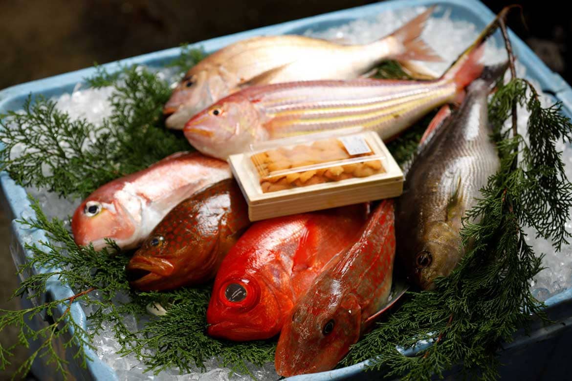 京都市中央市場の魚介類と、京都伝統産業ミュージアムの伝統産業製品を特設サイトにて販売中