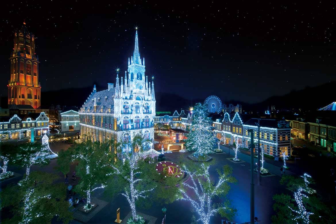 今年はクリスマスタウンが新登場！世界最大のイルミネーションが輝く冬のハウステンボスを満喫しよう
