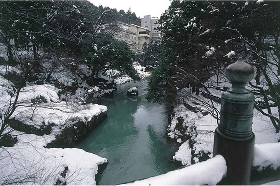 日本の冬が生み出す美しい光景！冬に行きたい加賀の國の絶景スポット