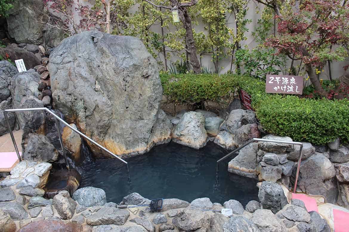 岩盤浴もある！パウダーのような塩サウナが人気「桂温泉 仁左衛門の湯」（京都市西京区）