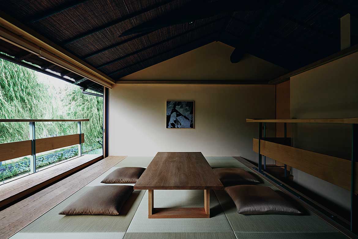 京都・白川の築115年を超える京町家の宿泊施設「ANJIN GION SHIRAKAWA」、京都蒸溜所「季の美」とコラボ企画を開始