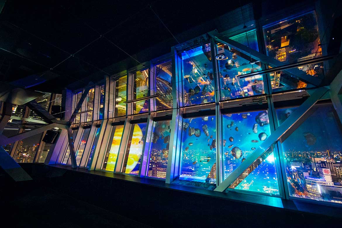 ネイキッド、夜景を旅する展望体験「NAKED SKY CRUISING」中部電力 MIRAI TOWER展望台にて開催中