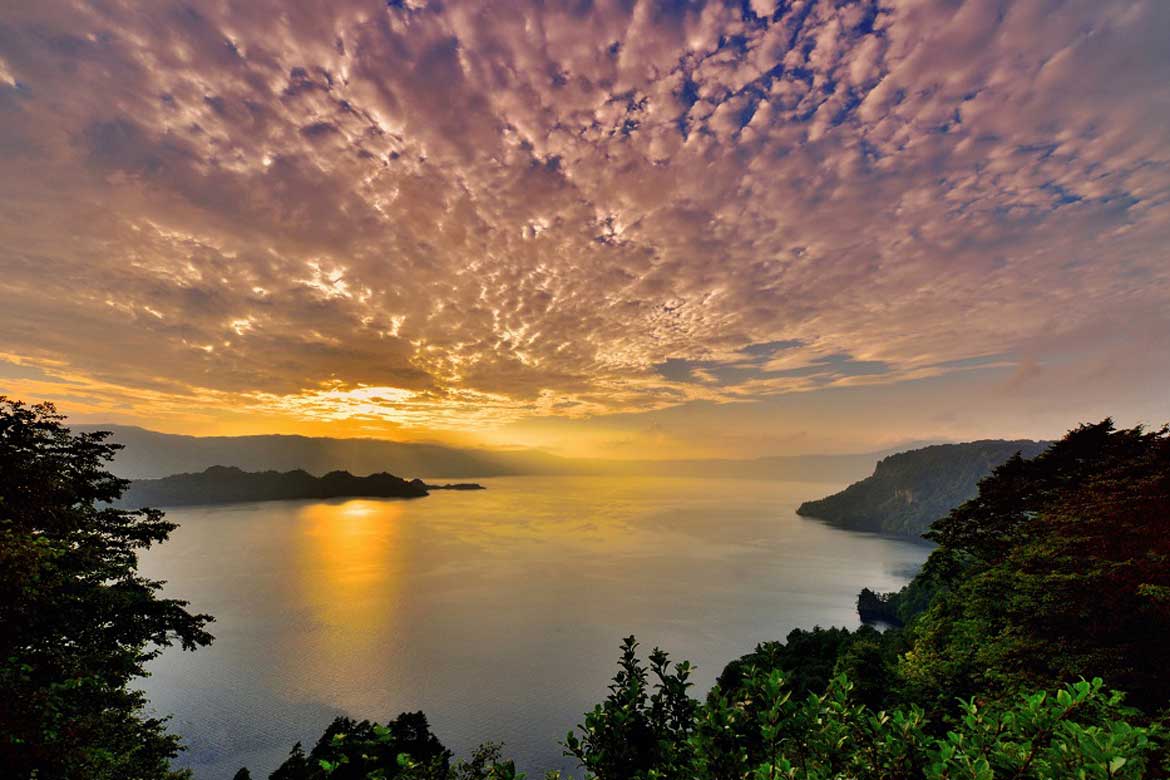 十和田湖周辺の四季折々を表す自然・観光がテーマ！「第35回十和田湖の四季写真コンテスト」開催