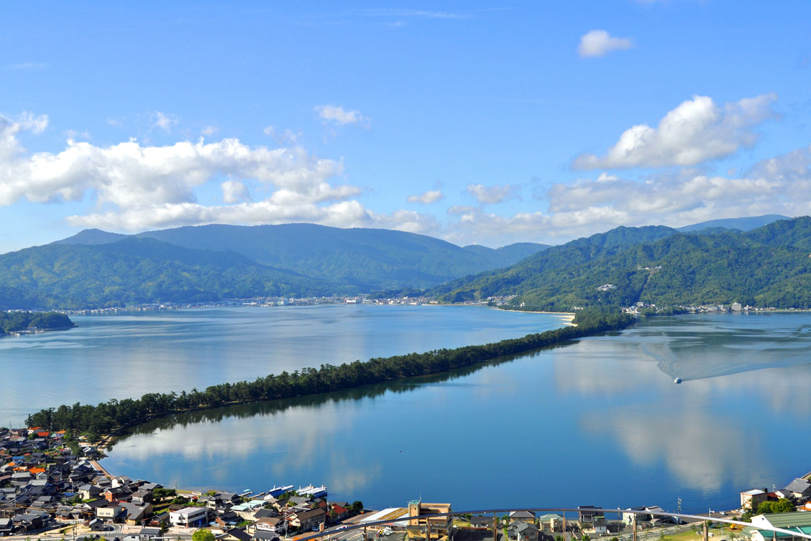 日本三景・天橋立や伊根の舟屋など、海の京都の絶景に出会うドライブへ