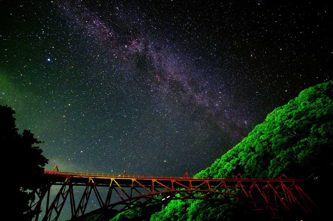 黒部峡谷トロッコ電車、 大人気ツアー「星空トロッコ」の募集開始！欅平から見える満天の星を眺めよう