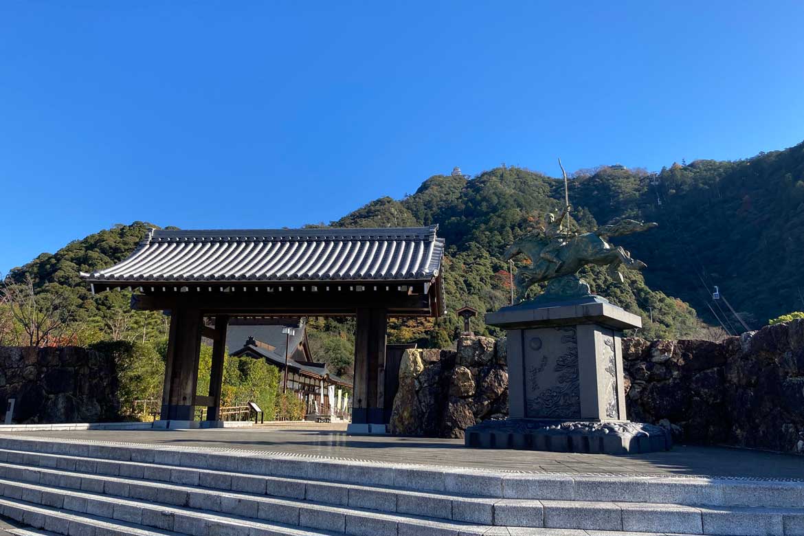 岐阜城からの絶景を堪能したら、「岐阜公園」で岐阜の歴史や文化にゆっくり浸ろう