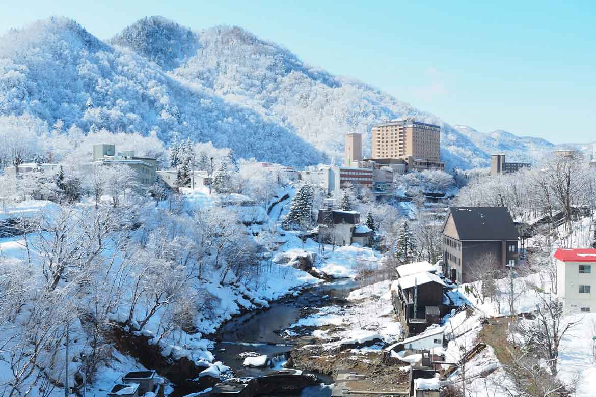 雪の街・札幌、新たな冬の観光スタイル「定山渓温泉ステイ！SPA＆SKI TRIP」の誘い