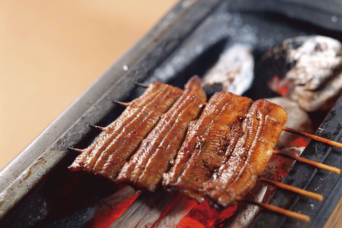 かば焼き、白焼きどちらがお好み？「うなぎ」