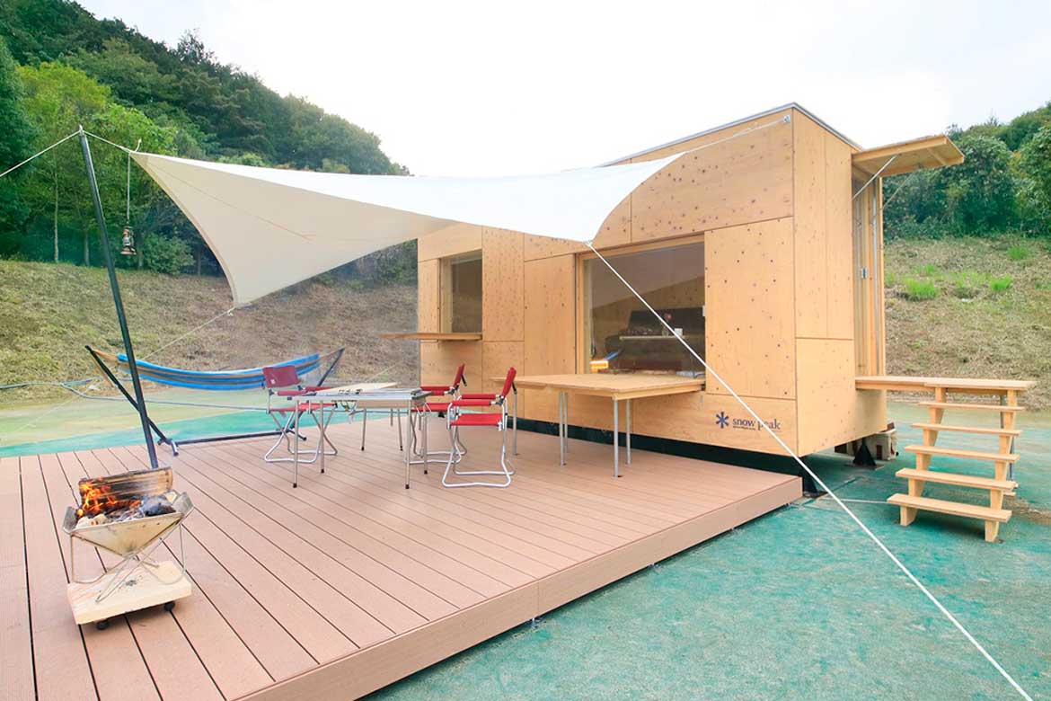 建築家・隈研吾氏設計のトレーラーハウスで過ごす「ゆとりろグランピングガーデン熱海伊豆山」（熱海）
