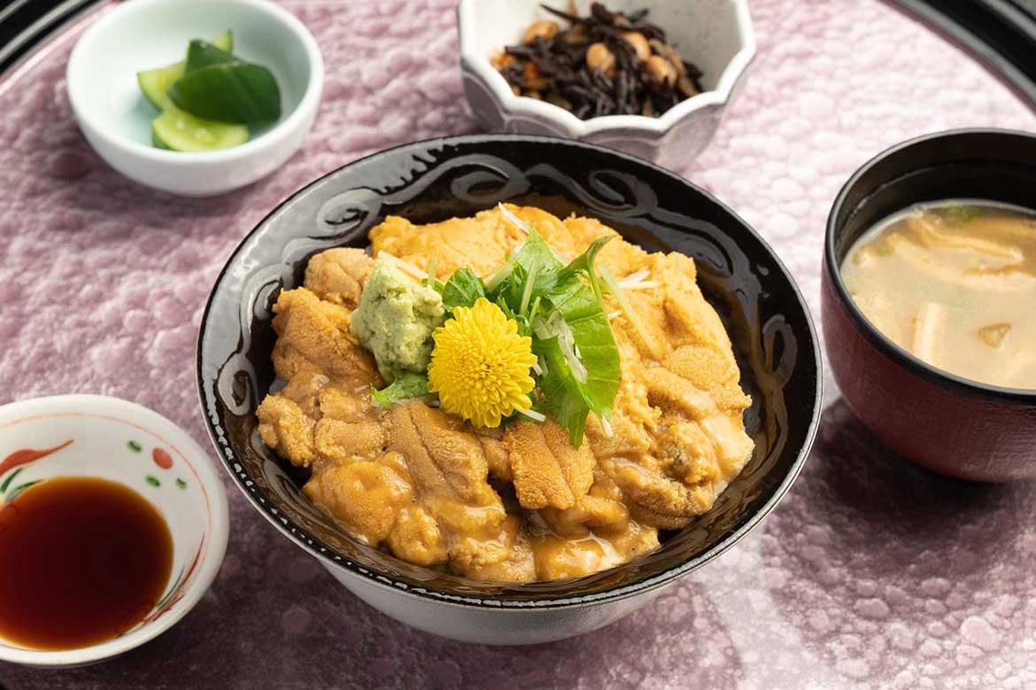 夏のごちそう！南三陸で人気の海鮮丼シリーズ「キラキラうに丼」販売開始