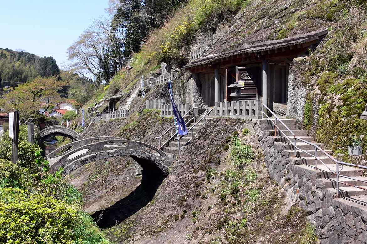 歩いて回れる世界遺産。アジアで初めての鉱山遺跡「世界遺産・石見（いわみ）銀山」（島根県）