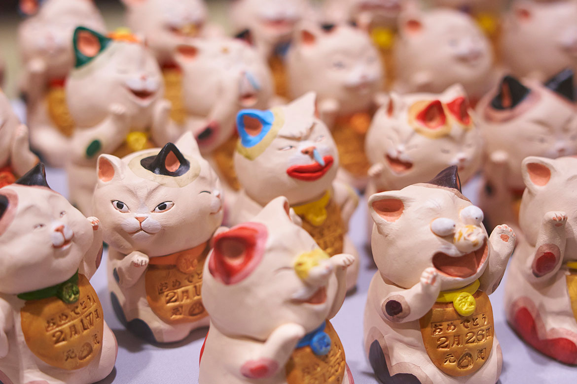 ホテル雅叙園東京、366体の招き猫やつるし飾りが文化財建築を彩る「めでたづくし×百段階段」