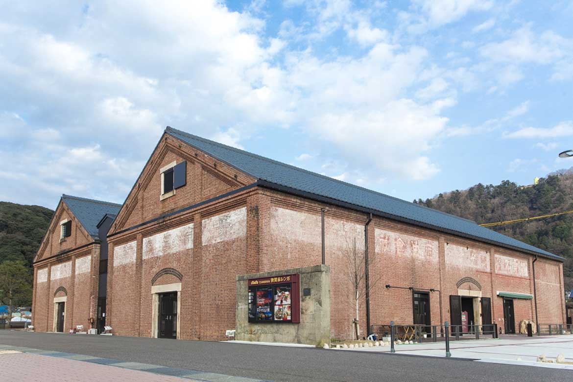 歴史とエンターテイメントが融合した「敦賀赤レンガ倉庫」