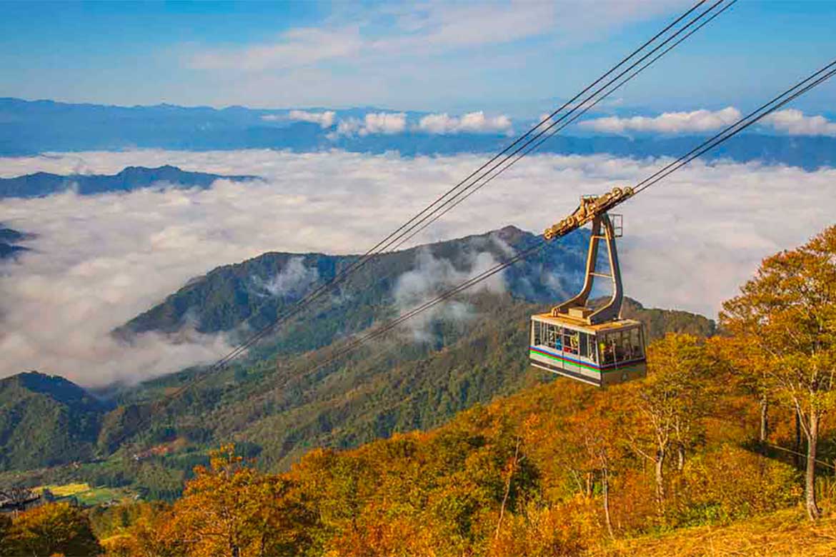 六日町 八海山スキー場、八海山ロープウェー早朝運行で雲海や登山を満喫