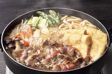 【100年フード】ジンギスカンを温かい鍋料理として堪能！北海道「なよろ煮込みジンギスカン」