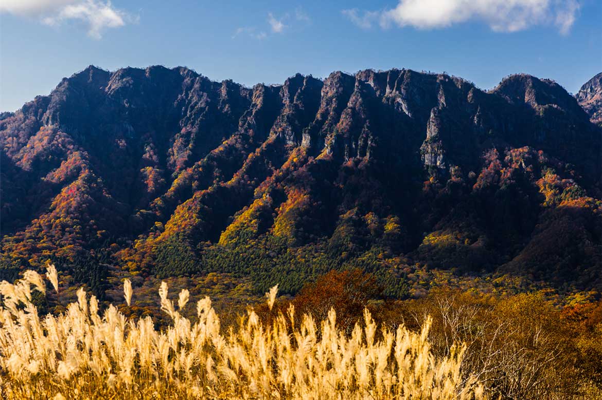 神宿る戸隠山を見る特別な”9日間”。「戸隠スキー場」初の秋山リフト運行