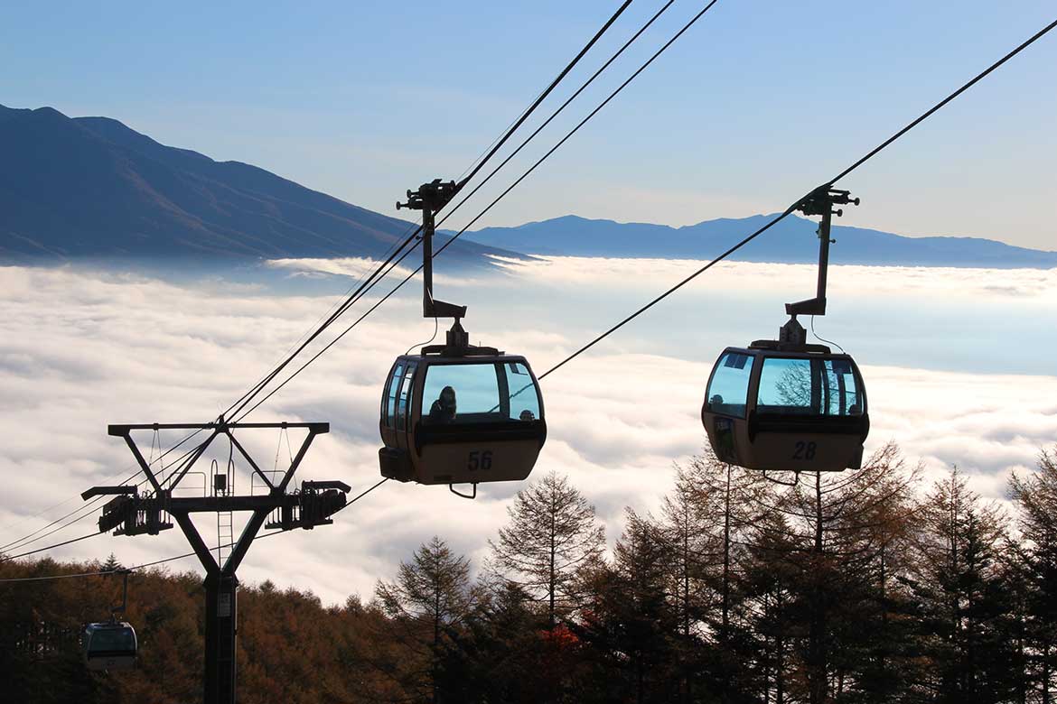 期間限定のプレミアム雲海ゴンドラ運行中！長野県富士見町で、秋だけの幻想的な雲海と紅葉を堪能