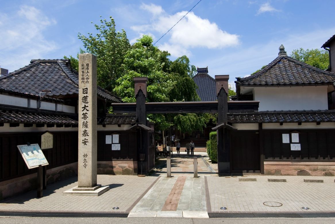 2階建てなのに7層!? 思わぬ仕掛けに脱帽「妙立寺（忍者寺）」