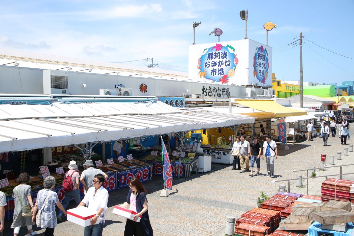 新鮮な地魚グルメに舌鼓「那珂湊おさかな市場」