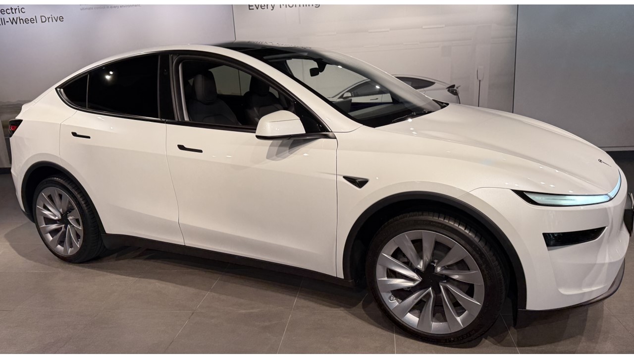 【クイズで知る】テスラ新型モデルY
