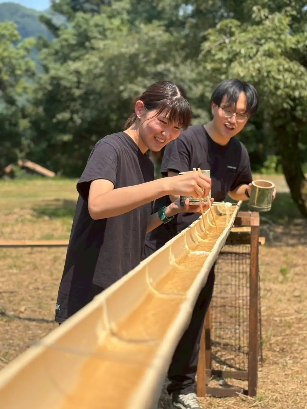 兵庫・宍粟市「ウッドデザインパーク与位」に夏限定「巨大流しそうめんスライダー」登場