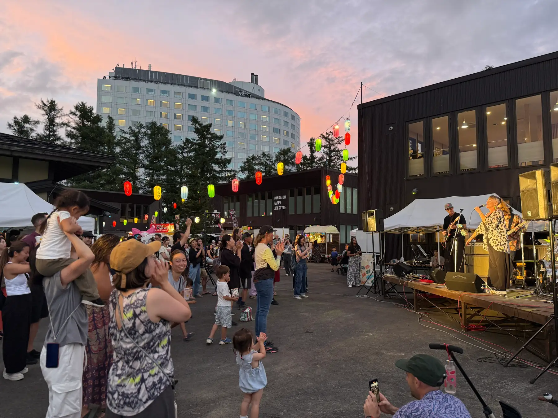 ニセコビレッジ、初の屋外ジャズイベント開催 「ニセコビレッジオータムジャズ『秋の音』2025」9月13日・14日