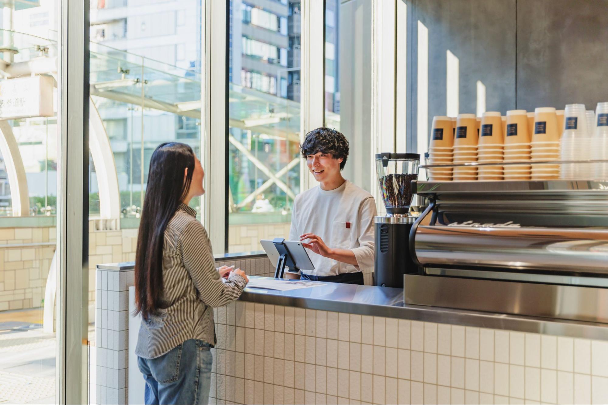 美味しいコーヒー、さまざまな仕掛けを楽しむ