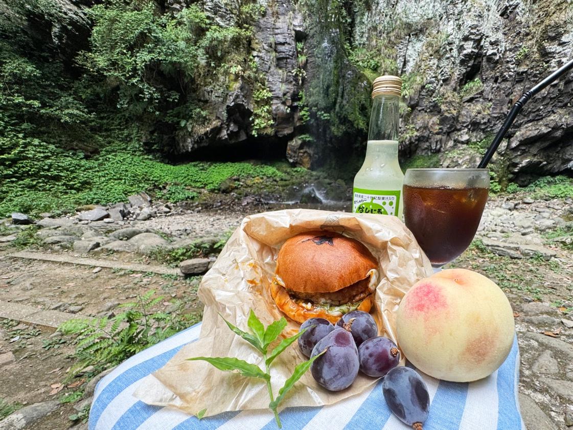 早起きした日は、滝を見ながら朝ごはん！ Vol.1