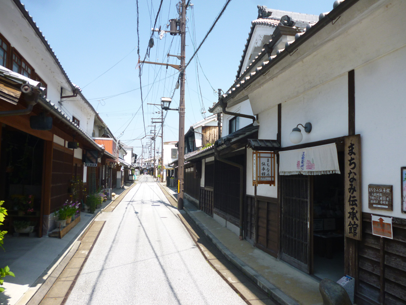 江戸時代の町家が軒を連ねる/五條市五條新町伝統的建造物群保存地区