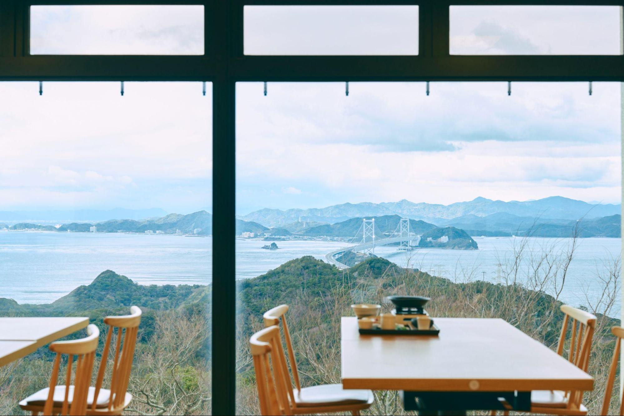 グルメとショッピングだけじゃない、映えスポット満載!家族で楽しめるエンタメスポット / うずの丘 大鳴門橋記念館