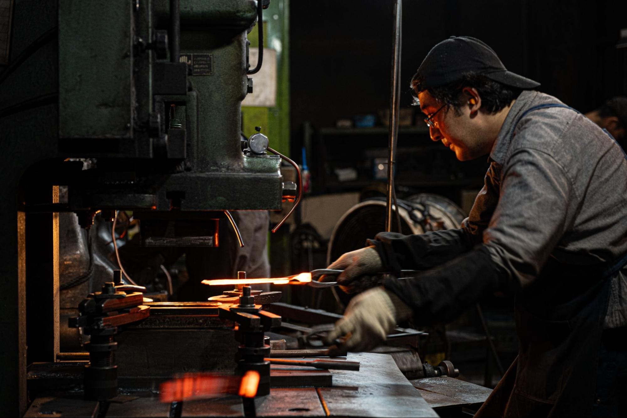 【新潟県・燕市・三条市】ものづくりを 体感する「燕三条 ⼯場の祭典2025」を 開催。⾞にまつわる⼯場も⾒学できる！