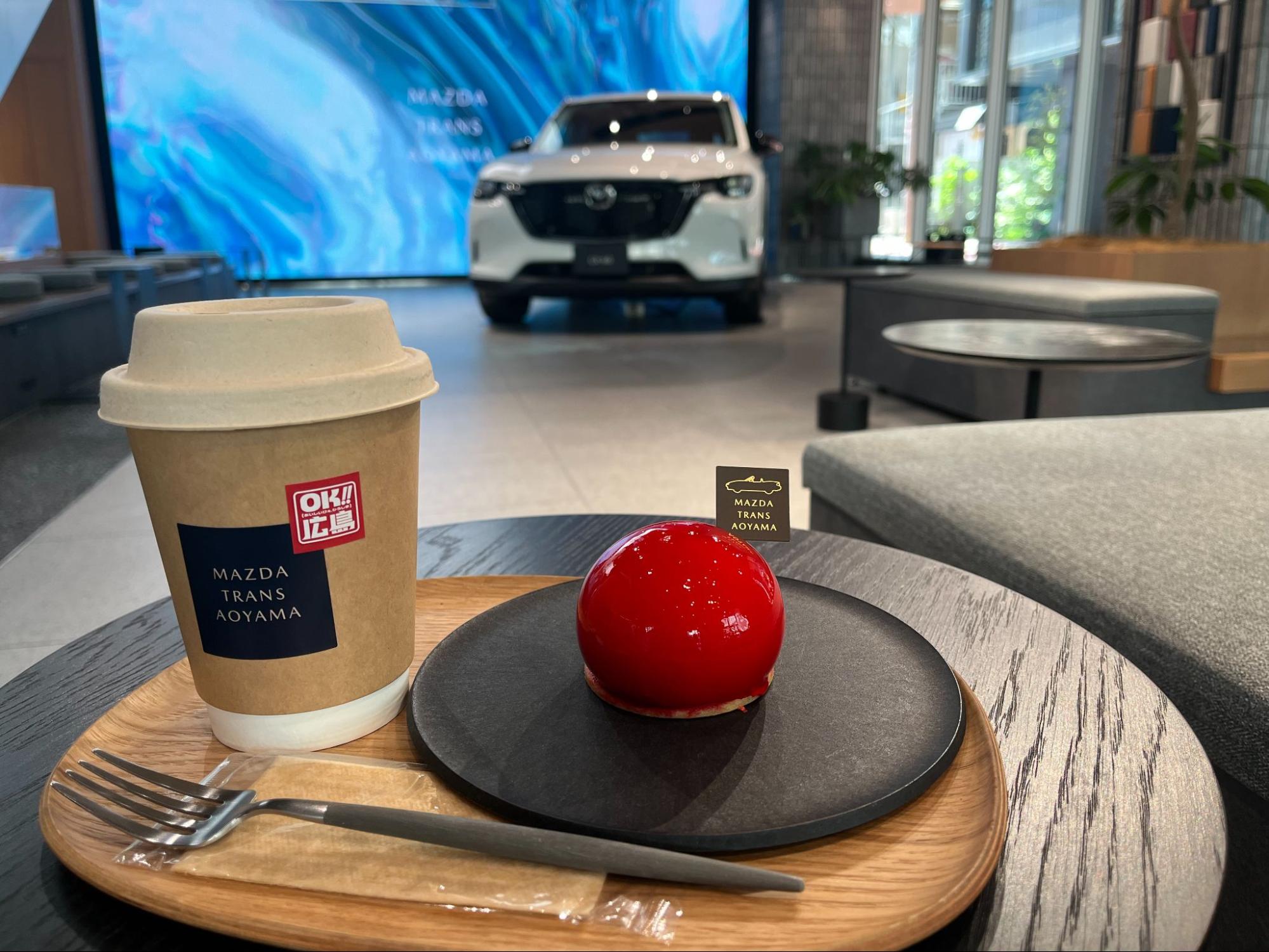 東京観光気分でマツダ車の試乗が楽しめる、青山のカフェスポット/MAZDA TRANS AOYAMA