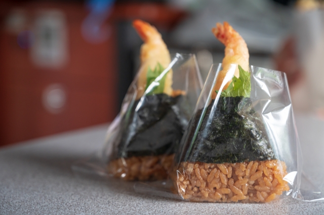 ⑥お弁当などの食べ物