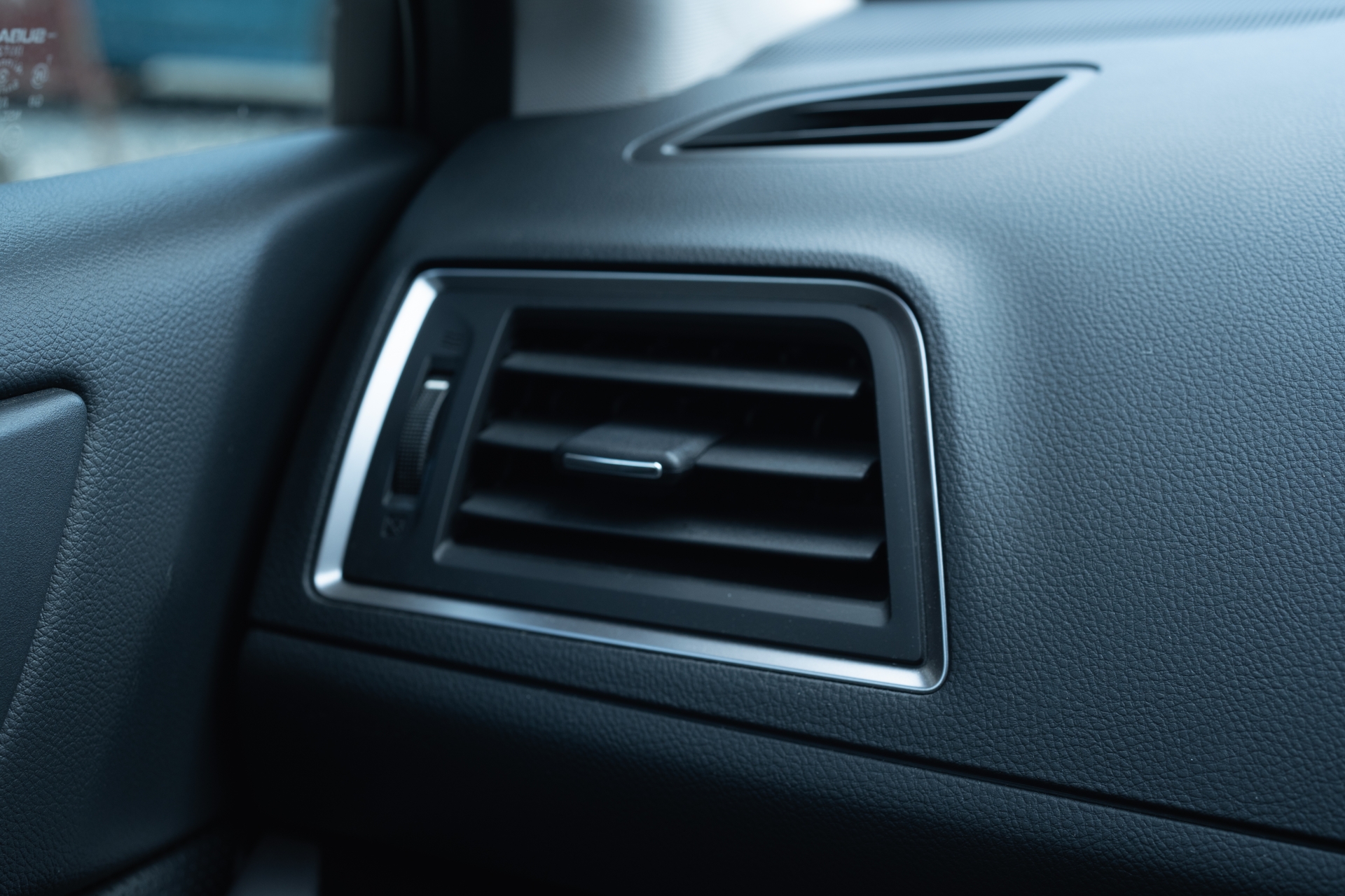 ⑥温度調整ができるように羽織を用意