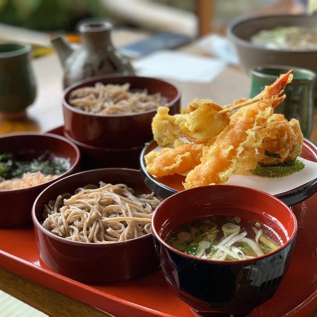 城下町で味わう伝統の味 /出雲そば処 八雲庵
