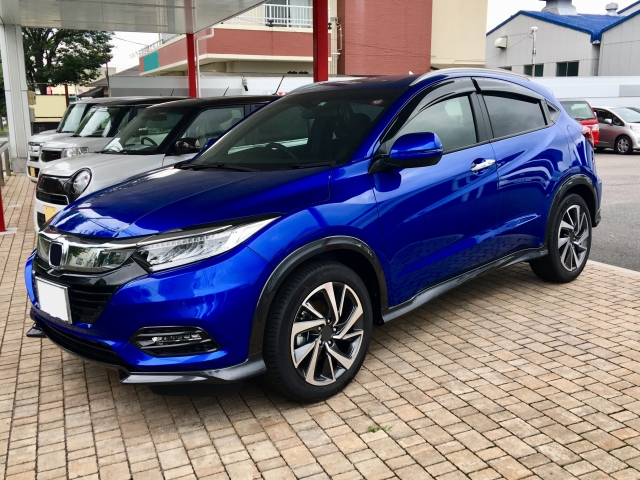 ②車種・グレードを選ぶ