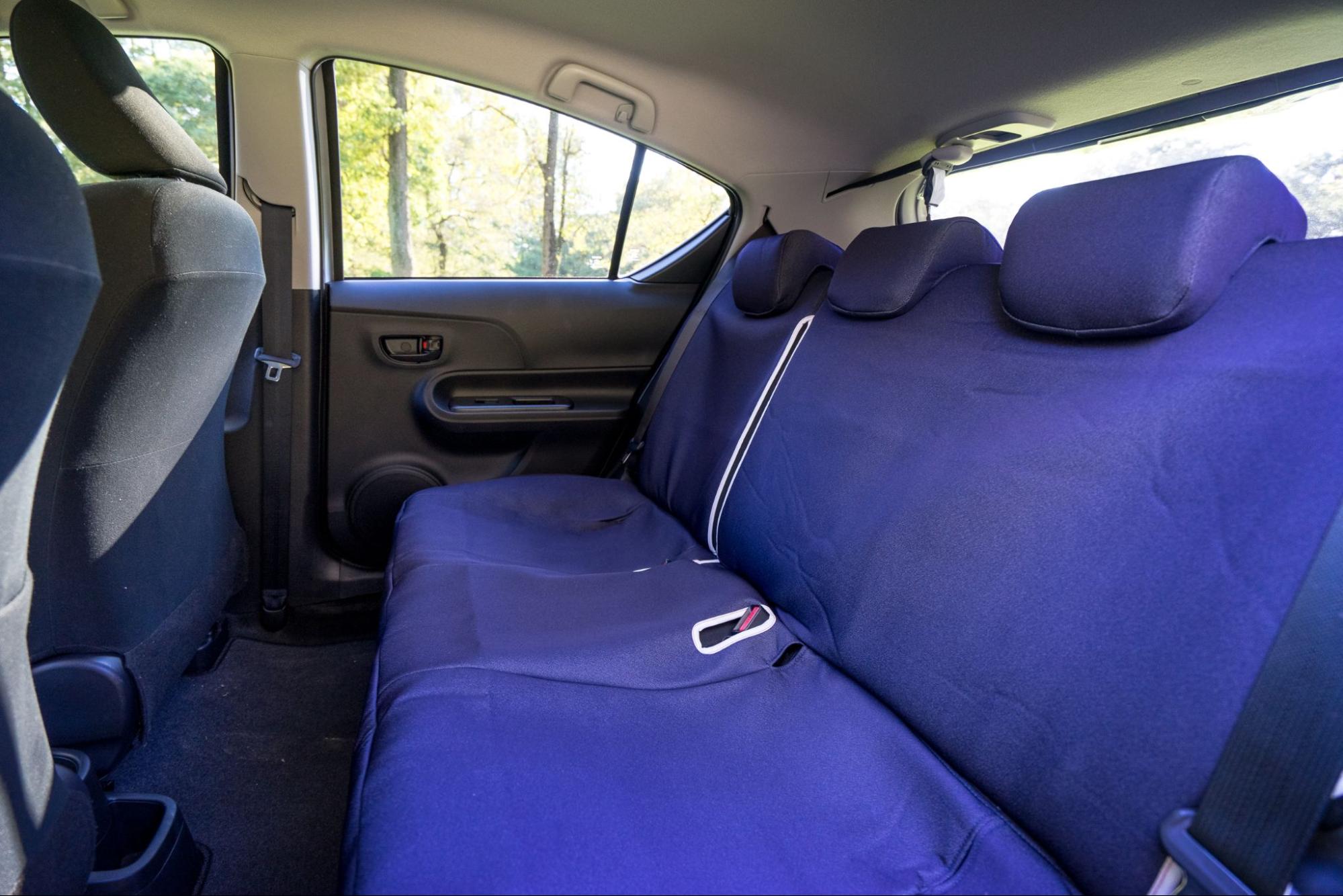 汚れ防止にもなるシートカバーで模様替え