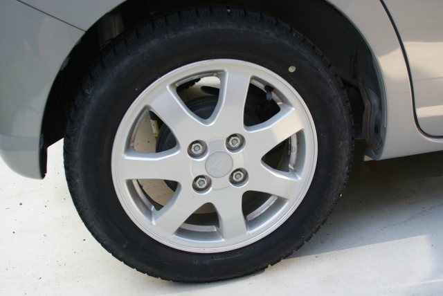 スタッドレスタイヤの必要性