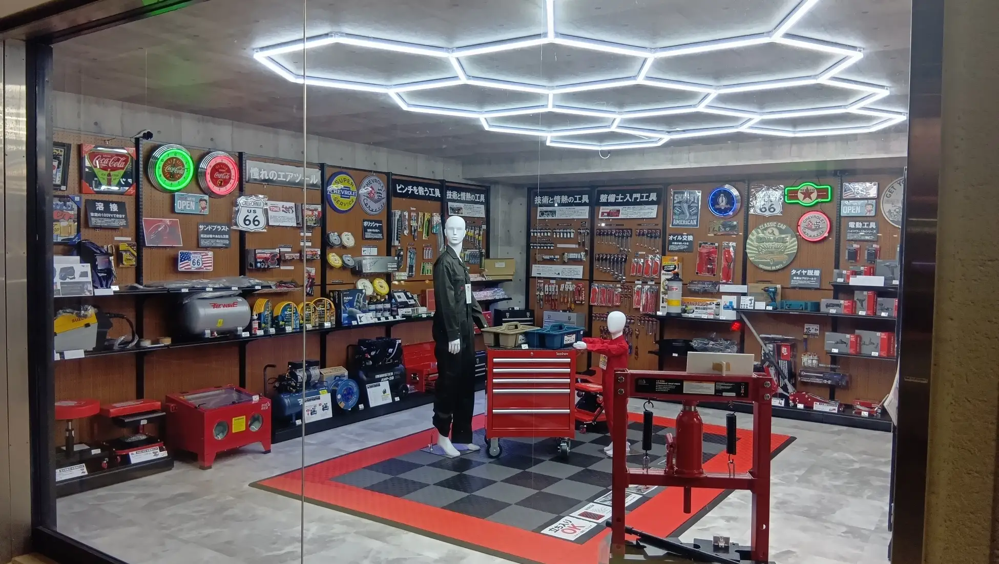 【神奈川・平塚】“愛車を自分らしく仕上げる”ためのDIY専門店「クラフトメイク湘南平塚店」11月21日オープン