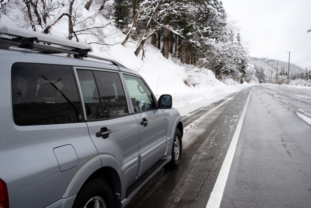 雪道へ行く前にマイカーに準備しておきたいこと