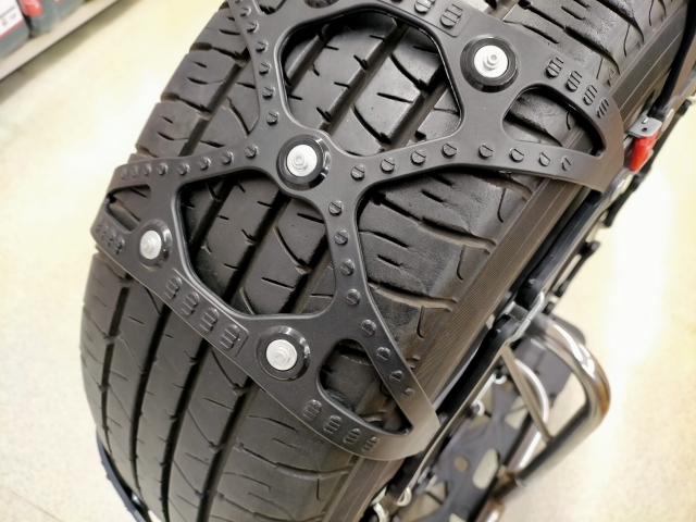 チェーンの種類と選び方。金属製・非金属製・布製の違い