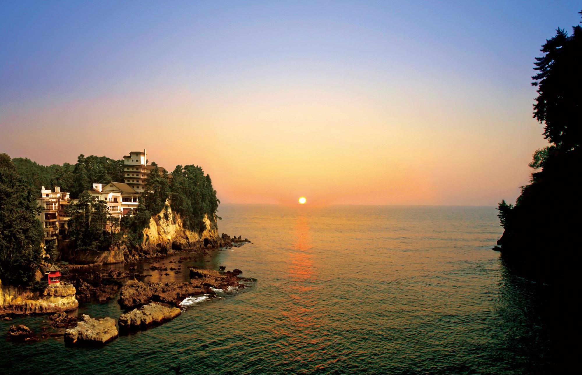 もし泊まるなら…文化人も愛した海岸美を望む五浦温泉へ