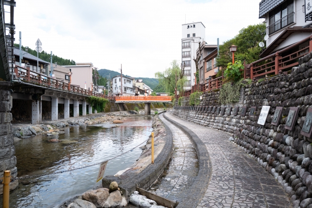 ⑩湯村温泉（兵庫県）