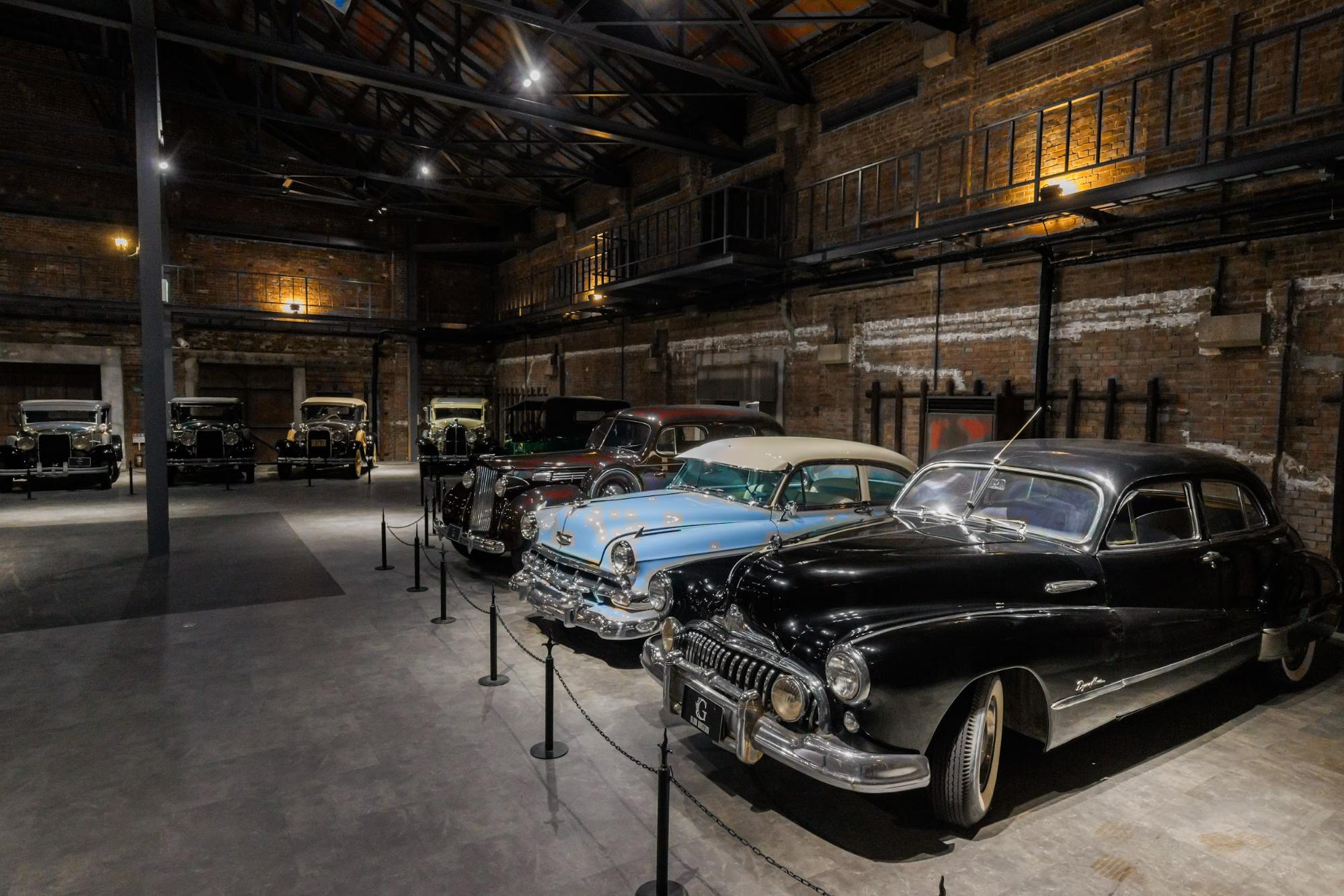赤レンガ倉庫で味わう、ヴィンテージカーの世界 / ジーライオンミュージアム