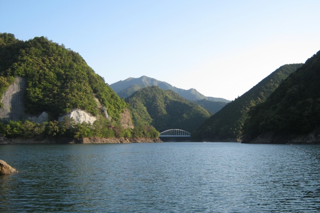 ⑦池原ダム湖（奈良県） 