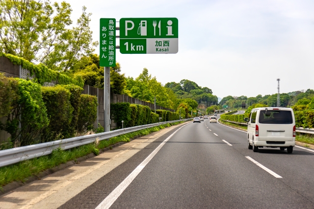 渋滞中も快適に過ごすための工夫